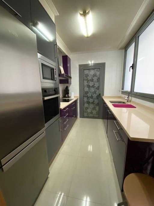 Piso Familiar Amplio Con Acceso Directo A La Playa Apartment บวยอู ภายนอก รูปภาพ