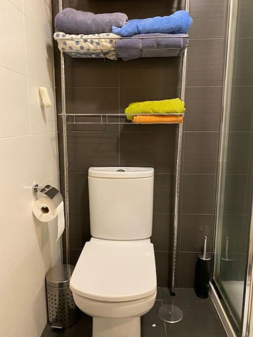 Piso Familiar Amplio Con Acceso Directo A La Playa Apartment บวยอู ภายนอก รูปภาพ